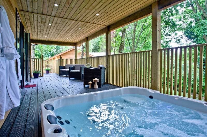 Click here for more about Cedar Lodge, South View Lodges