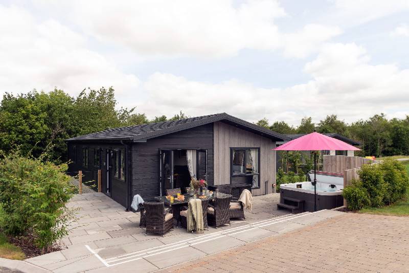 Click here for more about Foxglove Lodge, 31 Roadford Lake Lodges