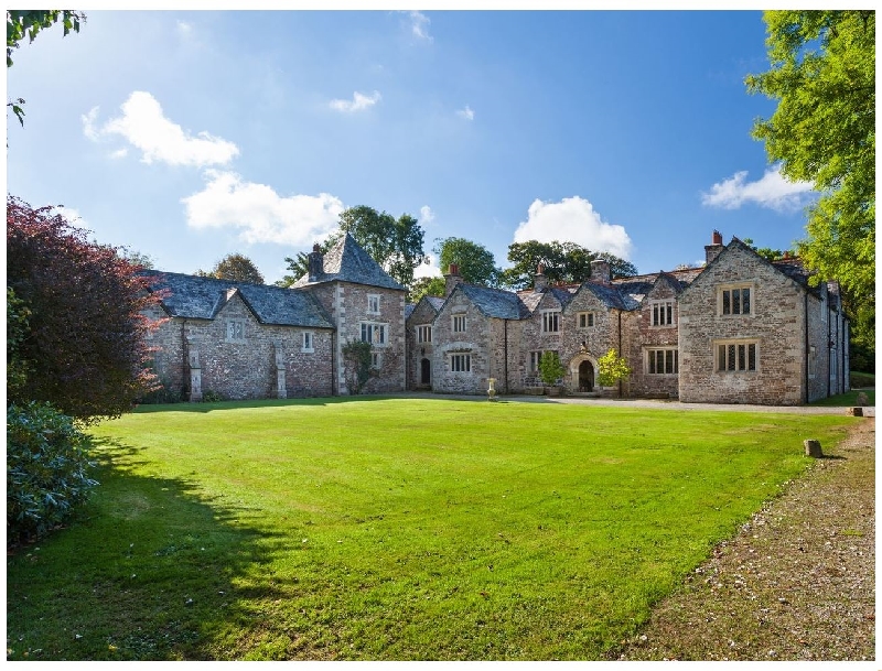 Click here for more about Great Bidlake Manor