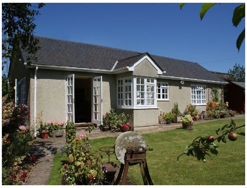 Click here for more about Wolston Cottage