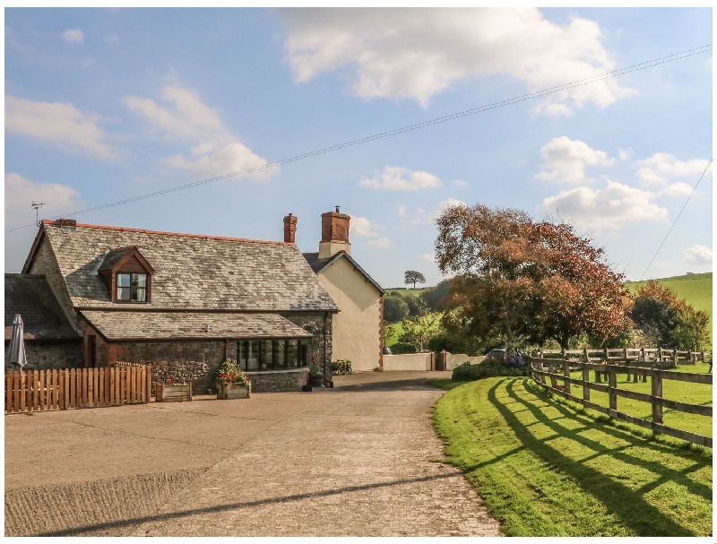 Click here for more about Oak Cottage