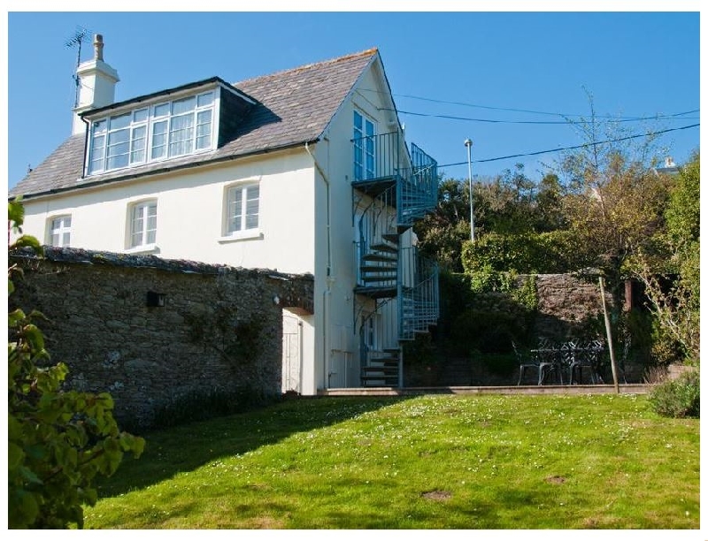 Click here for more about Blackstone Cottage