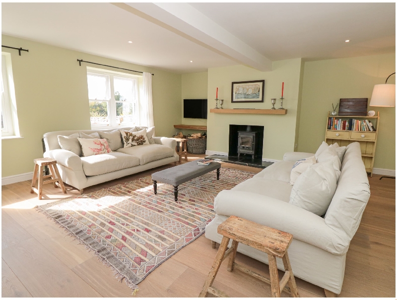 Click here for more about Willow Cottage