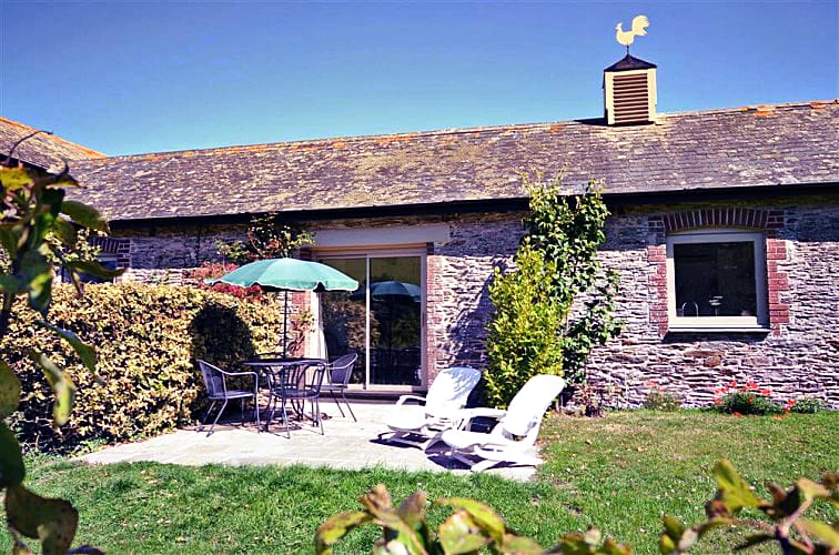 Click here for more about Court Barton Cottage No 1