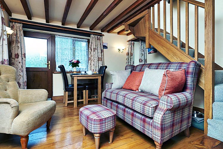 Owlacombe Cottage is located in Slapton