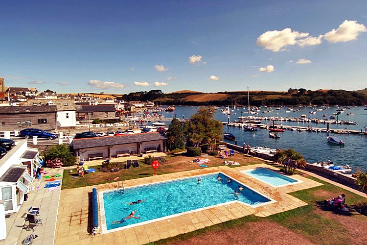 Click here for more about 2 The Salcombe