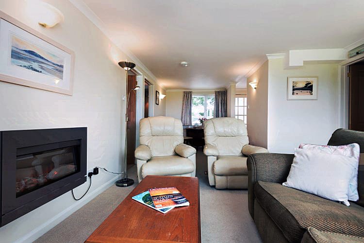Click here for more about 4 Bantham Holiday Cottages