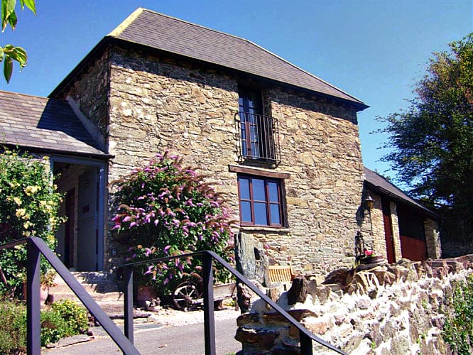 Click here for more about Yeomans Cottage